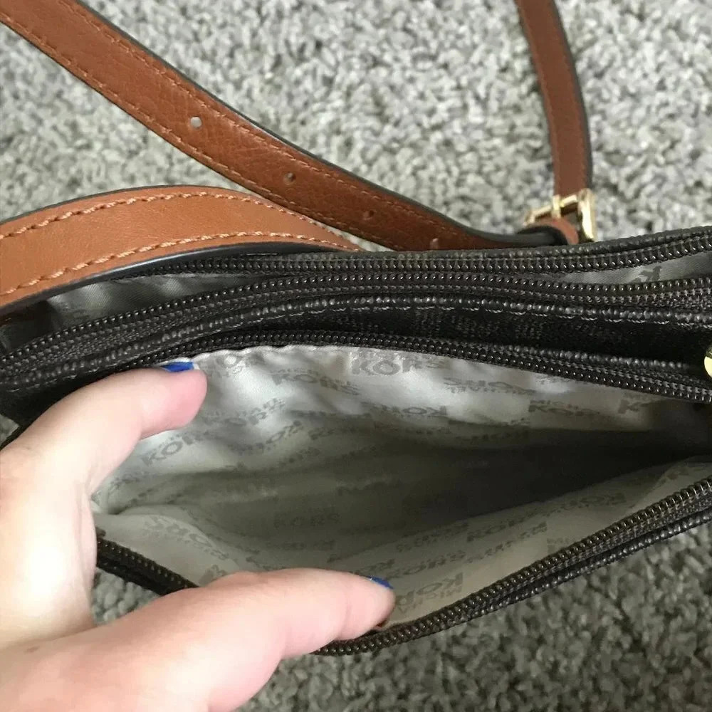 NWOT Michael Kors Brown Logo Crossbody Purse - Picture 2 of 7